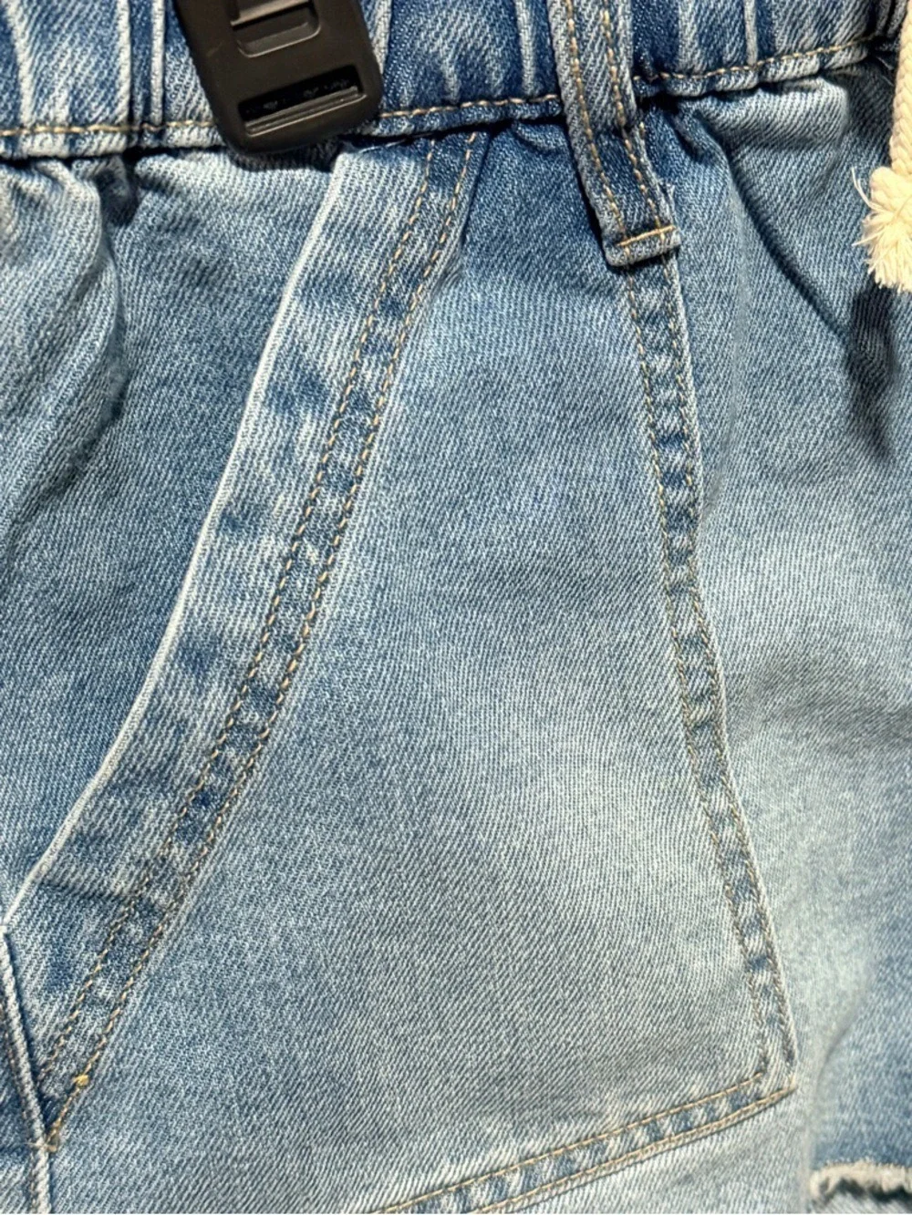 NWT No Boundaries Blue Denim Shorts Women's Medium
